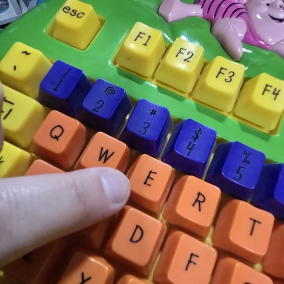 Disney Winnie The Pooh Tigger Piglet Learning Microsoft Computer Keyboard (READ) - Picture 6 of 8
